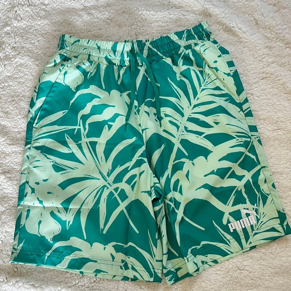 Puma Essential Palm Resort Graphic Woven Shorts Mens Green Casual Athletic - S